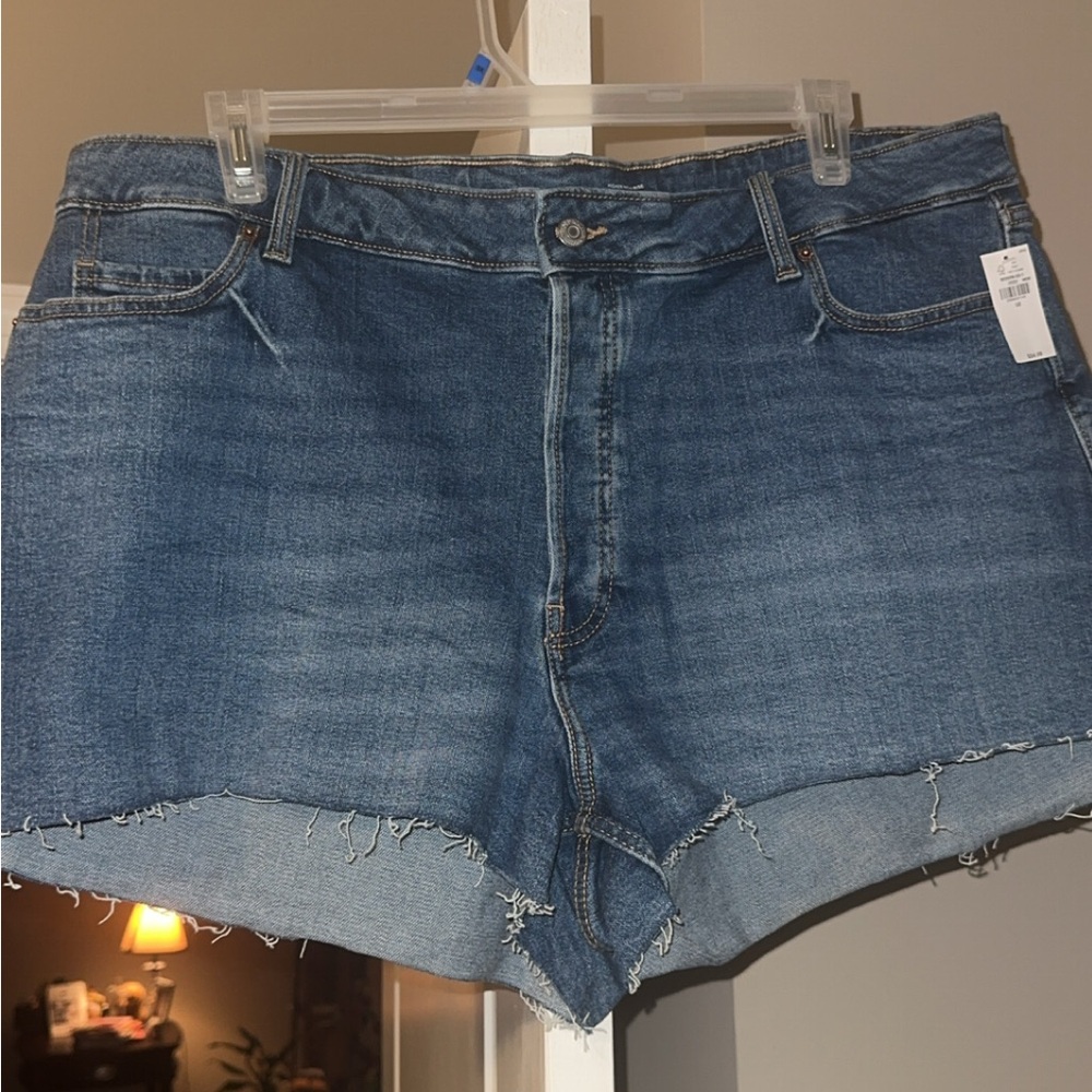 NWT Old Navy plus size denim shorts size 22w